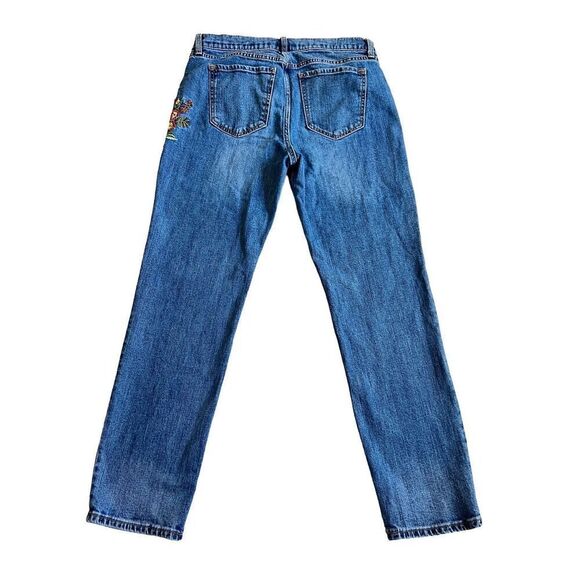 Old Navy boyfriend red roses embroidered Jeans size 6 - Picture 6 of 10